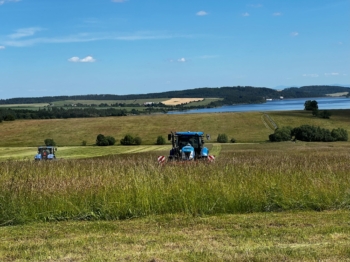 Pokos pícnin s žací kombinací Kuhn 2 | AGROFARMA DUBNICE