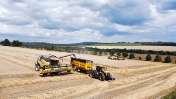 Sklizeň žita ozimého | AGROFARMA DUBNICE