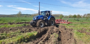 Příprava půdy ve mokrých podmínkách | AGROFARMA DUBNICE