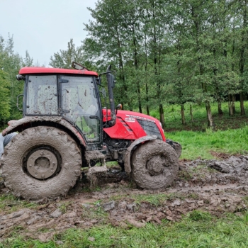 Práce v mokrých podmínkách | AGROFARMA DUBNICE